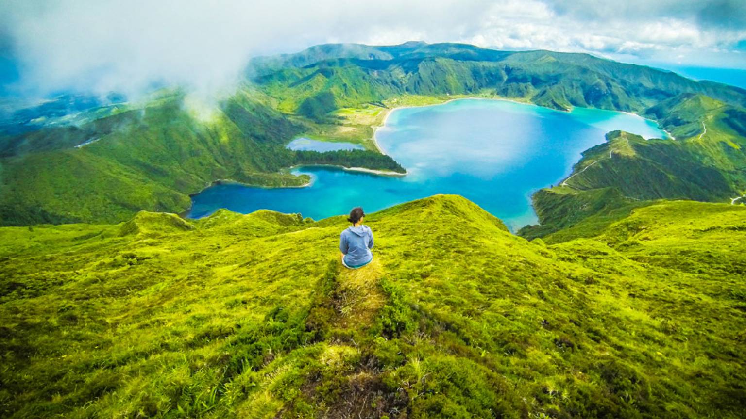 Hiking | Lagoa do Fogo